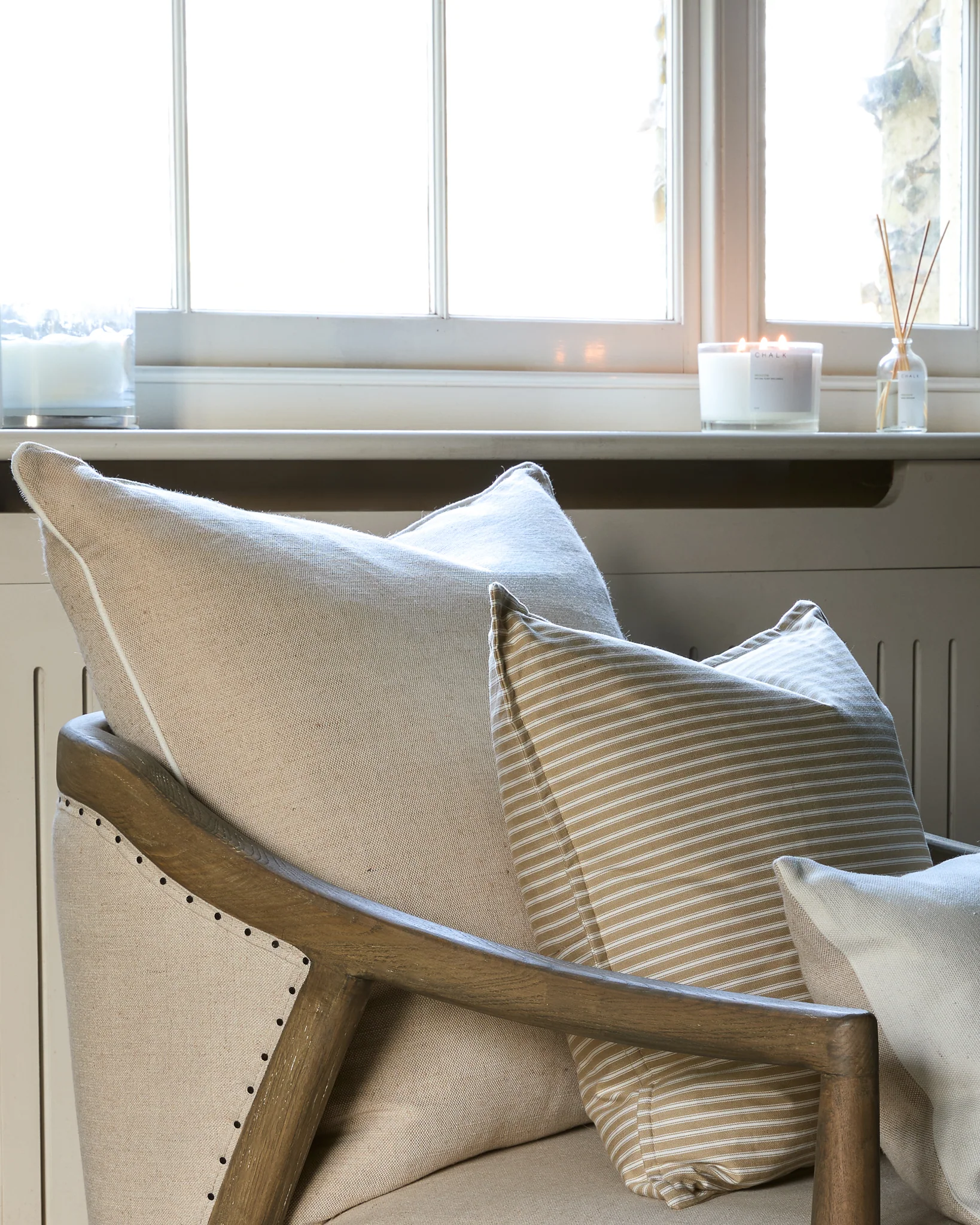 Frank Giant Cushion | Natural/Ecru