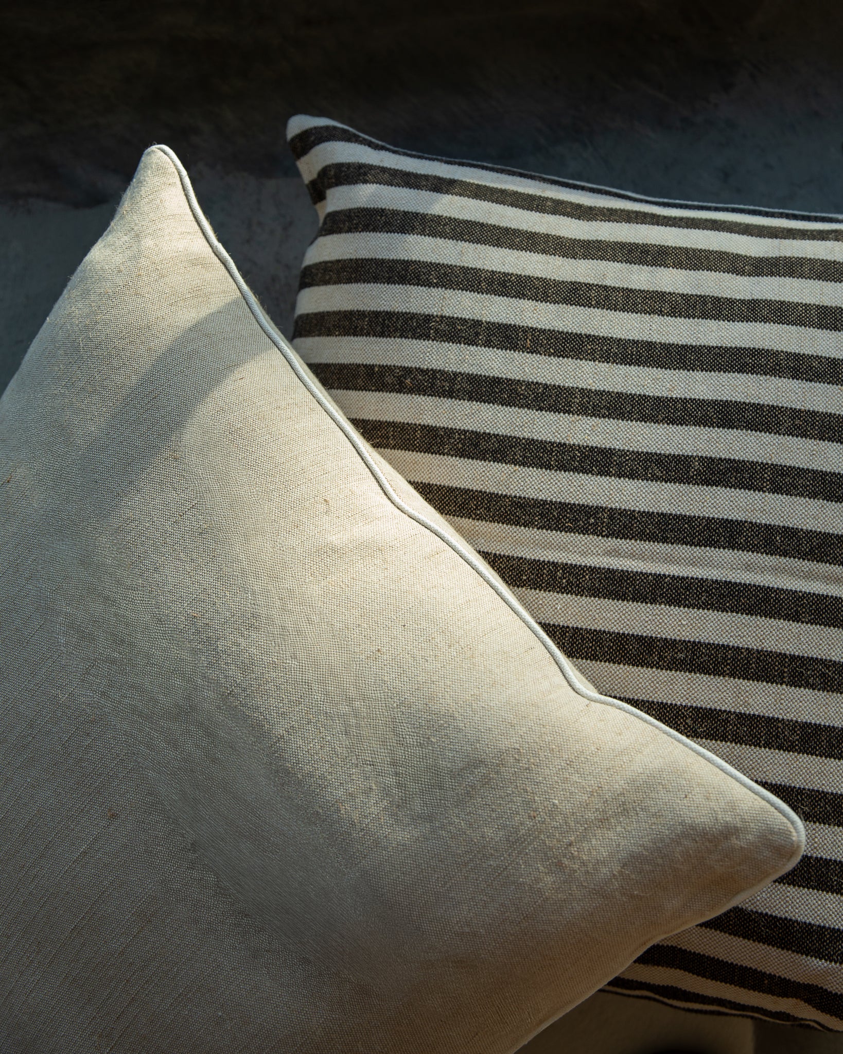 Frank Giant Cushion | Natural/Ecru - Image 3